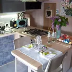 Private Eco Retreat For Two -pool- - Hot Tub - Design And View 別荘 Maccagno