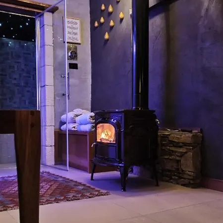 Private Eco Retreat For Two -pool- - Hot Tub - Design And View